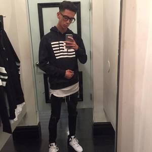 Meet your Posher, Alexander